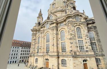 Modernes Apartment mit Blick zur Frauenkirche - Foto 1