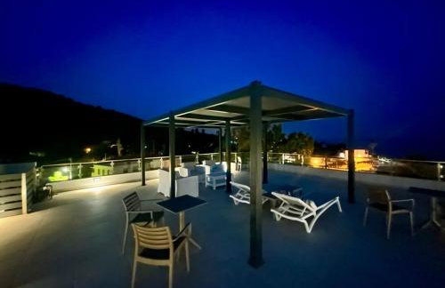 Ocean View Studios and Luxury Rooms - Foto 23