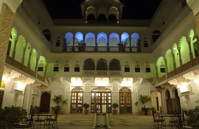 Talabgaon Castle - Foto 33