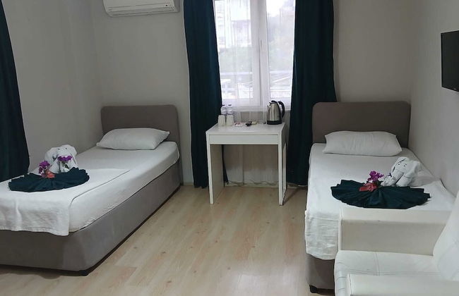 Khan's Hotel - Foto 7