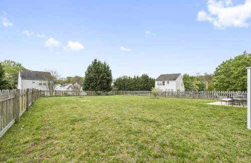 3BR Family Retreat with Modern Comforts - Foto 60