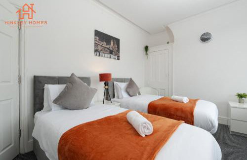 9 Guests, 4 Bedrooms, Modern Comfort in Bootle - Foto 14