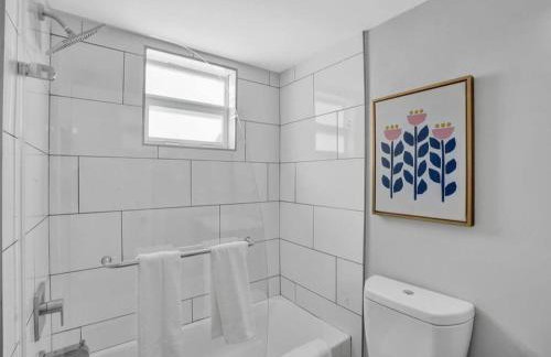 Rustic Retreats Beachy 1BR for 4 guests in the heart of Fort Lauderdale - Foto 5