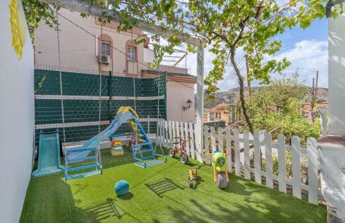 Casa rural VISTABLANCA en una sola planta con bonitas vistas y piscina - Junto a la capital y la Alhambra - Foto 34