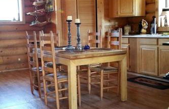 Spacious, Inviting Log Cabin Encircled by Wildlife in Utah - Foto 10