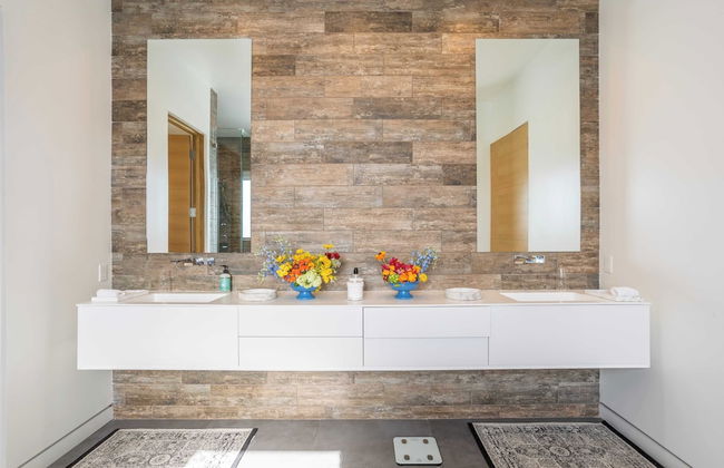 Luxe Weho Villa, Walk to Melrose Ave, Pool + Hot Tub North Vista by Avantstay - Photo 31