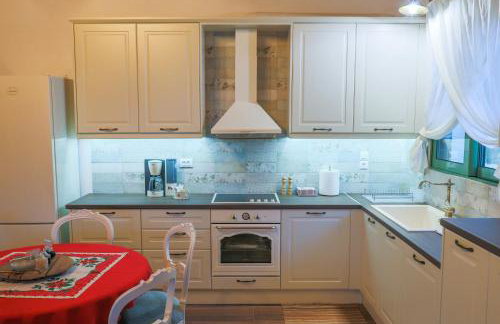 Country Home Giannaras - Photo 38