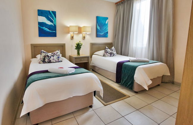 First Group Desert Rose - Photo 5