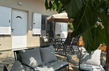 Sea Lilly - Photo 49