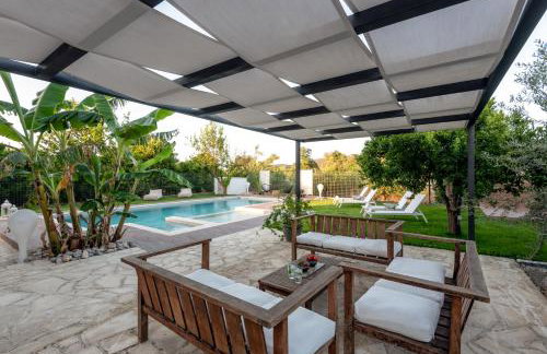 Elenas Village House - Love apartment with Pool and Terrace - Foto 11