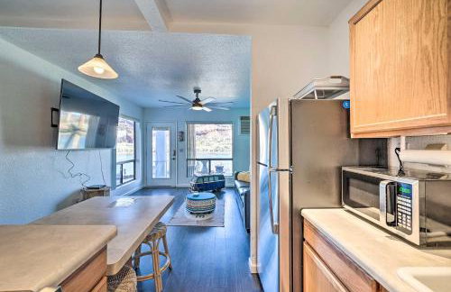 Parker Studio Nestled on the Colorado River! - Foto 8