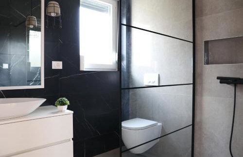 VILLA MARIS SMRIKA -heated pool - Foto 14