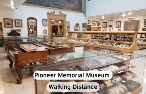 Modern 1BR w Parking, Near Temple Square & Delta Center - Foto 60