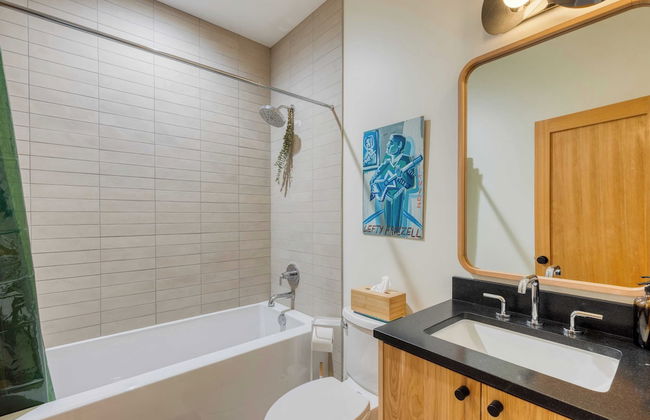 Rustic Arch Cape Getaway w/ Vibrant Interior Walk to the Beach Cape Wonder - Foto 32