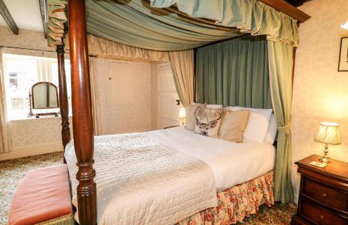 The Farmhouse - Photo 15