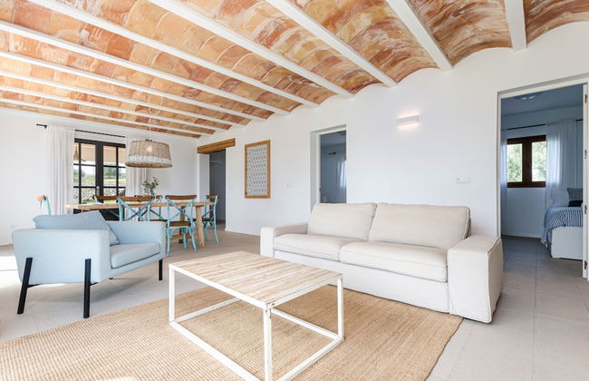 Villa With Saltwater Pool - Foto 18