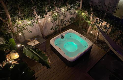 LA Dream Gem - Beautiful Home with Spa - Foto 2