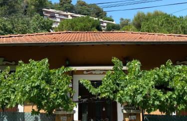 Villa Serenice - F2 au calme, climatisé, WIFI et parking gratuit - Foto 1