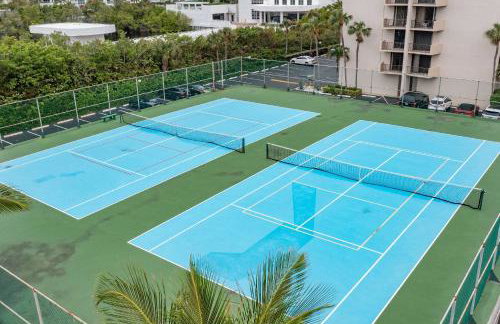 Luxury Beachfront Condo, Pool, Tennis Court, Sauna, Gym #locationenvy - Photo 4