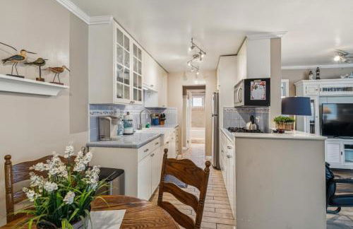 Beautiful 1 Bed Beach Condo #122 - Foto 5