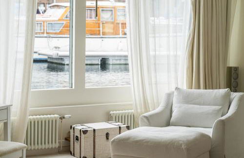 Charming houseboat featuring a sauna - Photo 26