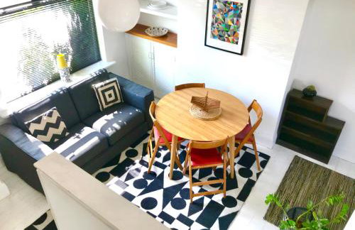 Stylish comfortable home with free parking - Foto 6