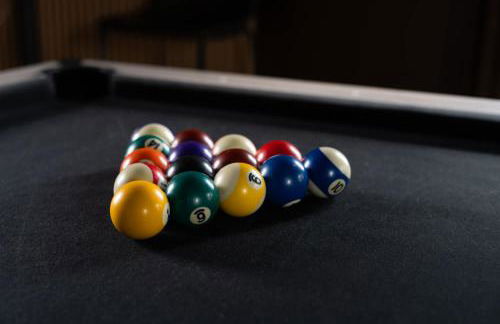 The Gambler - Pool Table Plus Rooftop with Firepit - Foto 10