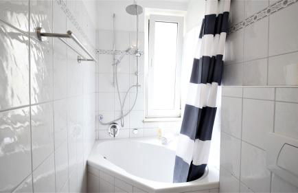 Zentral Wohnen - inkl. privatem Stellplatz - Foto 5