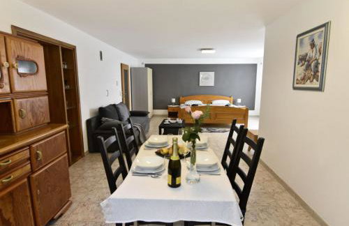 Apartment Geräumige Kellerwohnung in der Nähe von Umag by Interhome - Foto 19