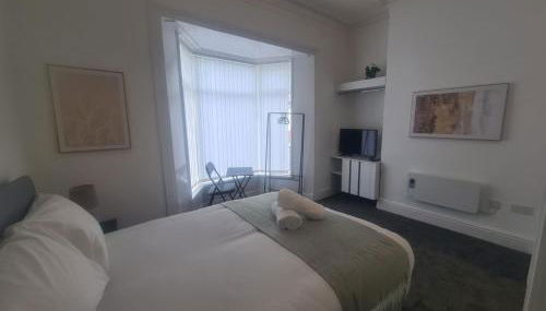 Modern Studios - Photo 4