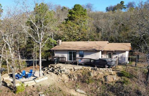 Lakehouse Getaway with Beautiful Views - Foto 6