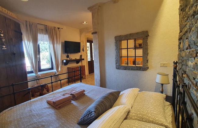 Monfort Apartments - Photo 8