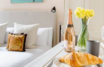 Luxury King-Bed EnSuite with Quiet Private Patio - Foto 5