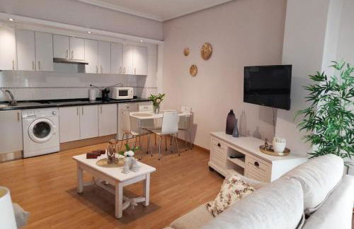 Apartamento Castilla 30 Bis - Parking Publico Gratuito - Foto 2