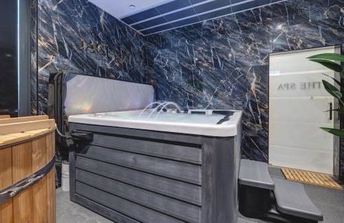 Private Luxury Spa Suite - Sauna, Jacuzzi, Ice Bath - Foto 9