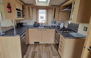 The Beach Hideaway Pet Friendly 2 Bedroom Static Caravan Clarach Bay - Foto 6