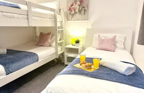 Evergreen Lodge - Two Bed Lux Flat - Parking, Garden, Patio, WIFI, Netflix - Close to Blenheim Palace & Oxford - F3 - Photo 22