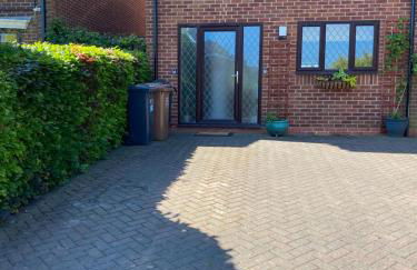 Triumph Norton close to NEC - Foto 4