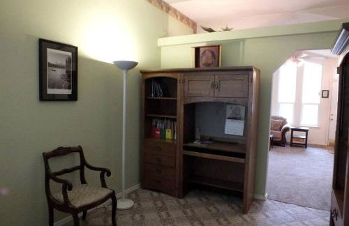 Peaceful Family Cabin on Beautiful Property, Plenty of Hiking and Fishing, 20 minutes from the coast, bordering Siuslaw National Forest, Oregon - Foto 11