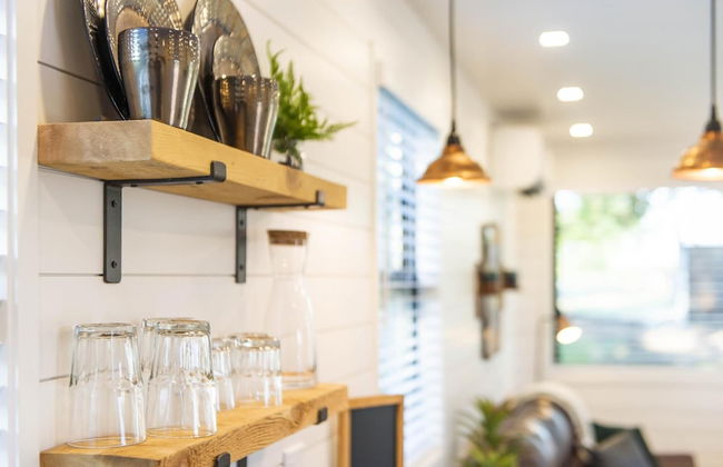 The Woods- Container Tiny House 12 min to Magnolia Baylor Downtown - Foto 12