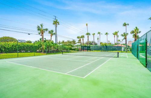 Hutchinson Island Beach Condo - Photo 34