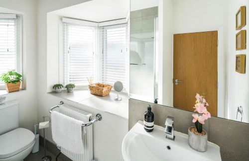 Contemporary 5 Bedroom with Garden North Finchley - Foto 18