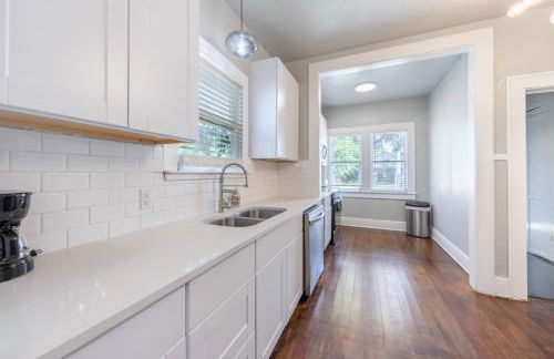 Luxurious 6 bedroom villa near downtown - Foto 23