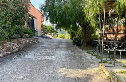 HOST4U - Olivo Al Mare Beautiful Apartment with Outside Area and Private Parking in Dolcedo - Foto 13