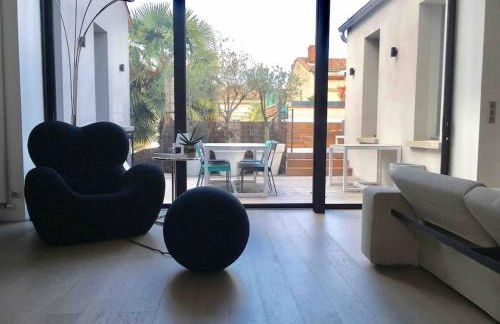 Maison contemporaine plein centre piscine &jacuzzi - Foto 9