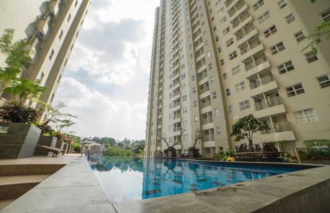 Cozy Apartment at Parahyangan Residence with Direct Access to Swimming Pool - Photo 30