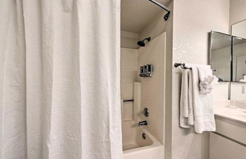 Cathedral City Condo with Pool, 7 Mi to Palm Springs - Foto 15