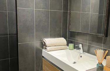 Terrasse Vue Mer - Appartement 6 pers, 3 chambres et Parking à St Tropez - Photo 22