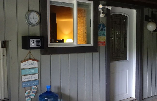 Suite at Trails End Beach House - Photo 25