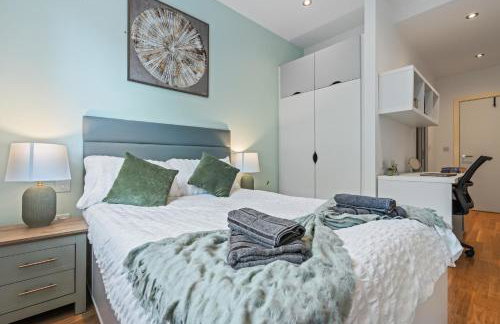 Leeds Stylish City Flat - Sleeps 8 - 2 mins to City Centre - Foto 1
